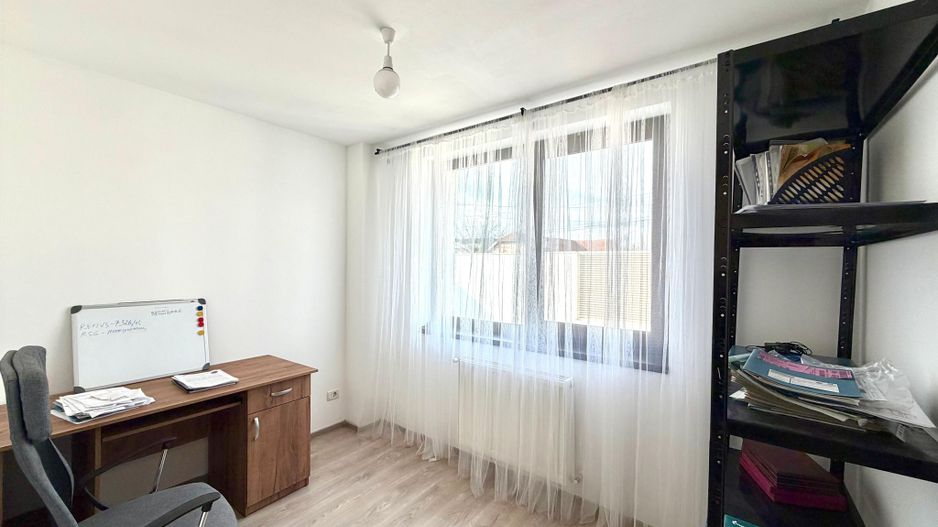 1100 e/ mp - Casa individuala  - 700 mp teren - la asfalt - Sacalaz - Poză 9