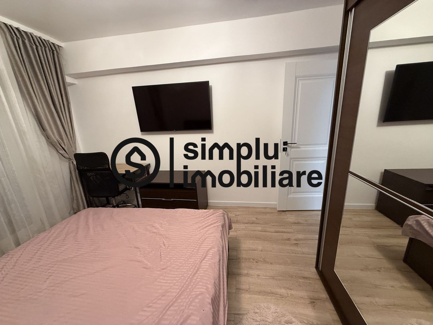 3 camere, central,  110mp  - 700 Euro - Poză 12