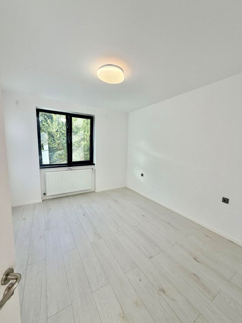 Apartament cu 2 camere – central, Str Mareșal Foch - Poză 3
