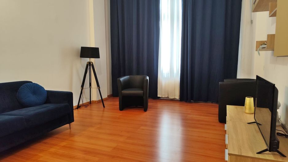 Inchiriere 3 camere  ultracentral, str. Iuliu Maniu, Oradea - Poză 3