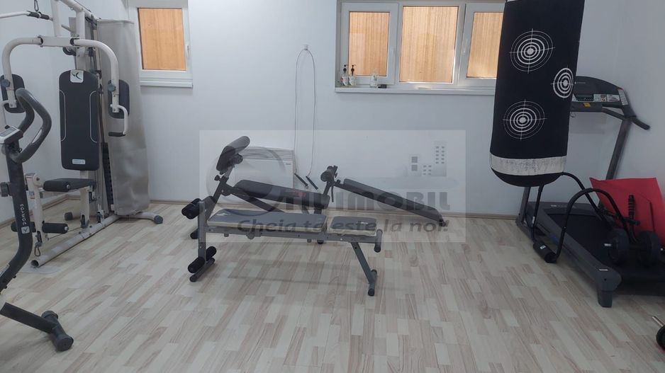 Apartament 2 camere,loc de parcare  Copou Bellevue 450 €/luna - Poză 10