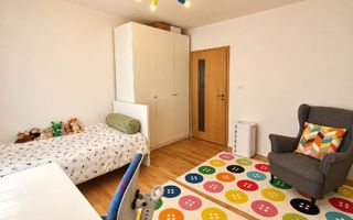 Apartament  3 camere zona Aradului  2 băi, 2 balcoane - Poză 8
