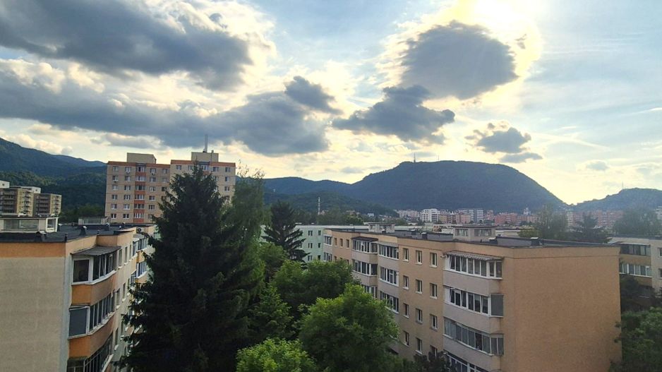 Calea Bucuresti, 2 camere cu priveliste, liber la vânzare - Poză 2