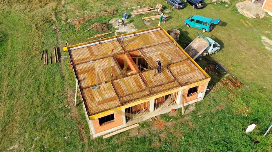 Oferim spre vanzare Duplex cu 5 camere situata in Ghiroda 0% Comision - Poză 6