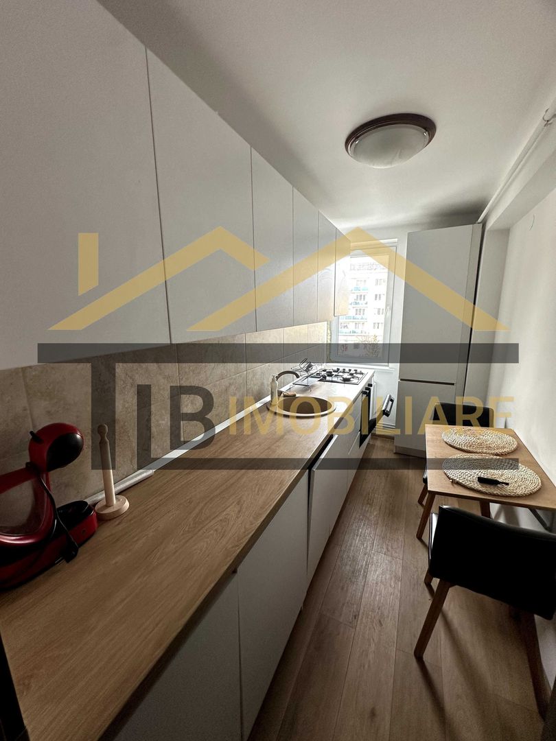 Apartament de 2 camere, parcare, 45mp, Zona Ultracentral - Poză 3