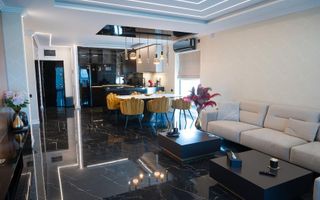 Penthouse spectaculos cu jacuzzi și panoramă unică - Poză 3