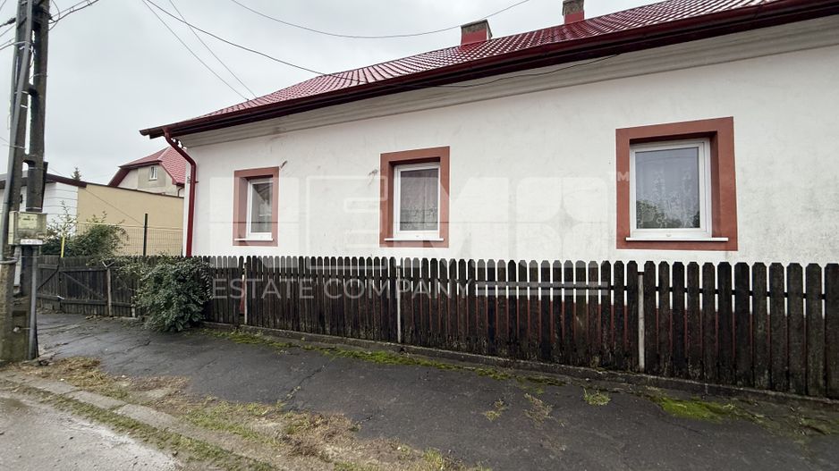 Casă + Teren 1556 mp | Zona Centrală | Front 16 m | 118.000 € - Poză 1