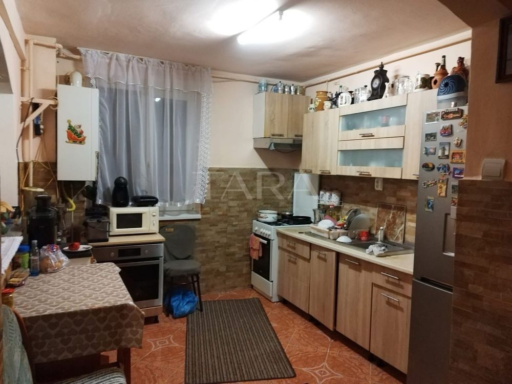 Apartament spațios, 3 camere, Gheorgheni, lângă Piața Hermes. - Poză 2