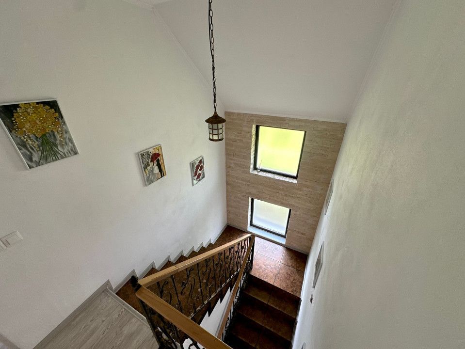 Pensiune de vânzare în Bobu, Scoarța - sau schimb cu apartament Timisoara  - Poză 17
