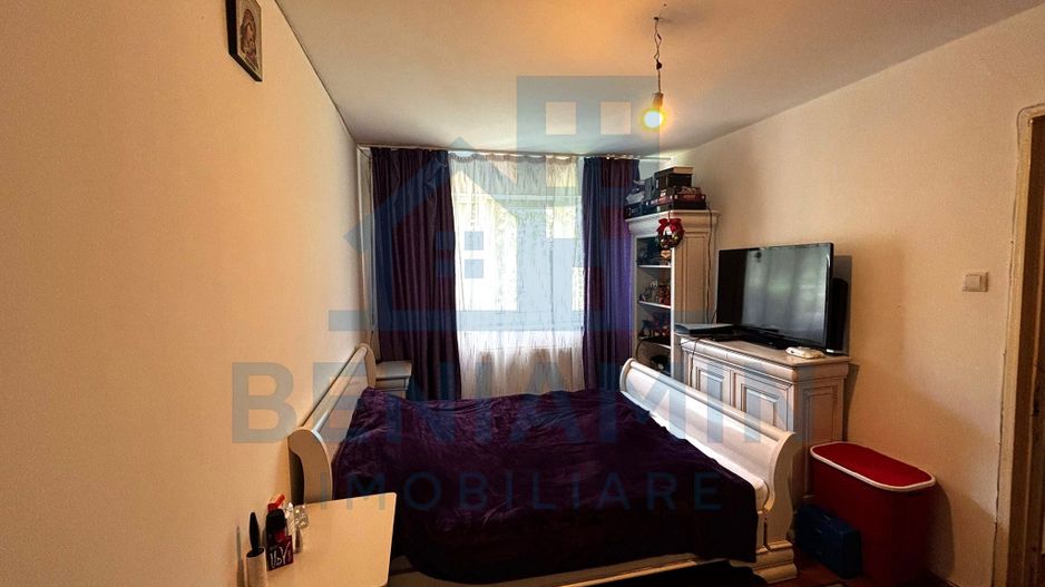 Apartament-2-Camere-Semidecomandate-47mp-Utili-Parcare-Centru-Civic - Poză 3
