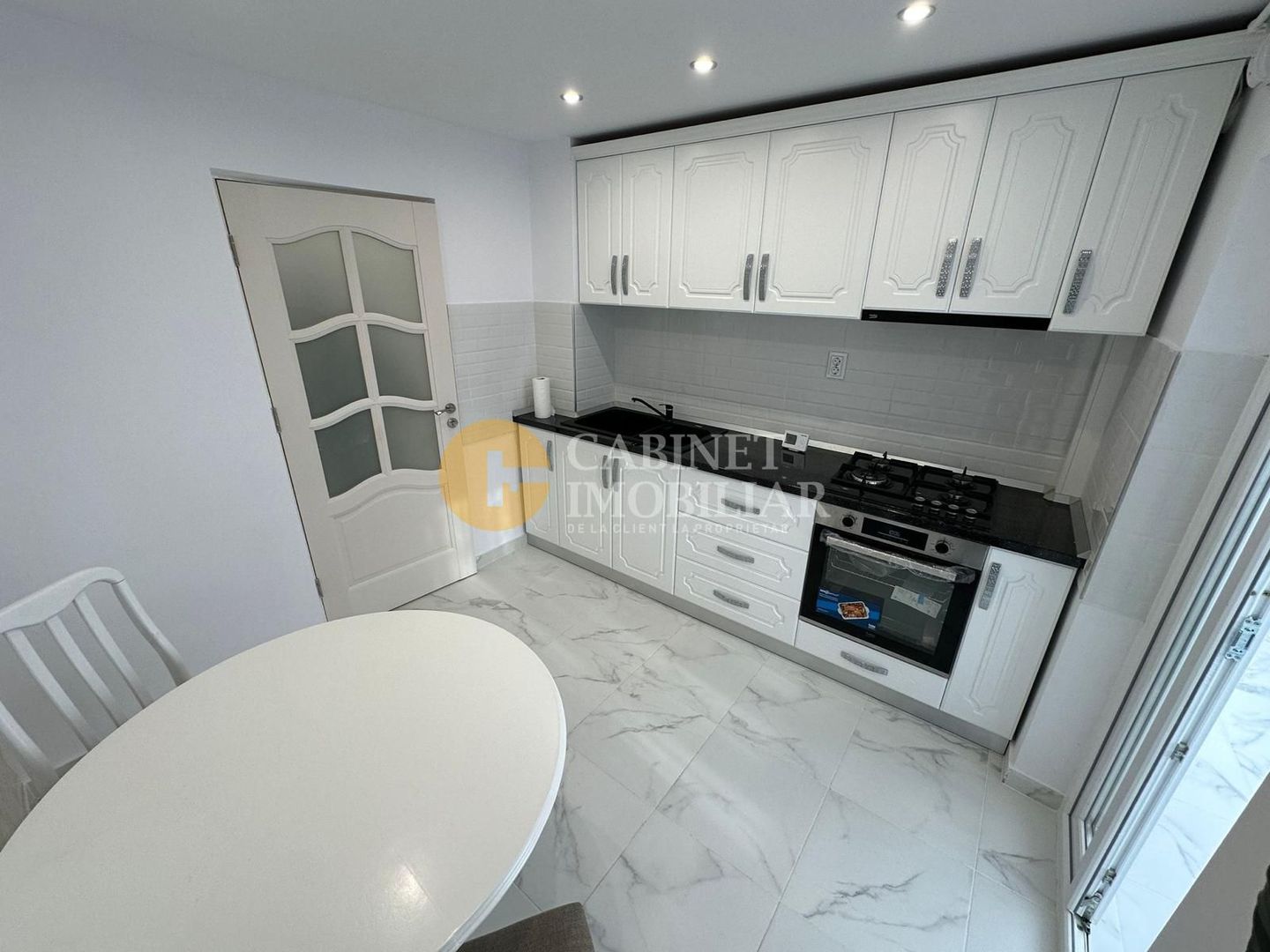 3 CAMERE DECOMANDAT 74 MP ULTRAFINISAT - Poză 5