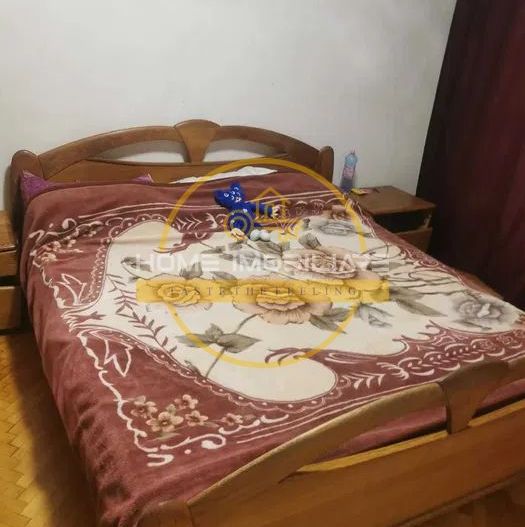 Apartament cu 3 camere / 76 mp / zona Podu Ros - Poză 4