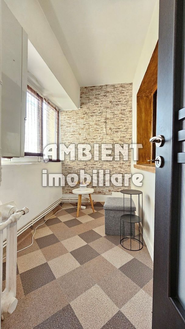 Apartament cu 4 camere, mobilat și utilat, zona CRUCEA GARII; - Poză 3