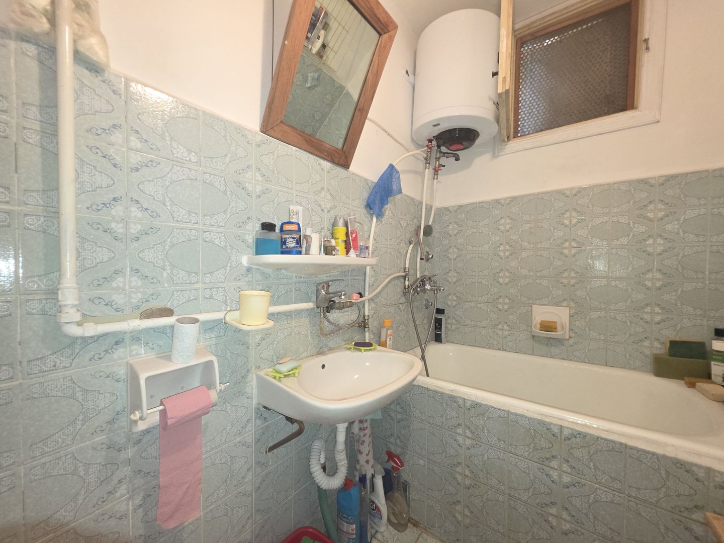 Casa vacanta zona colinara la 5 minute de municipiul Targoviste - Poză 26