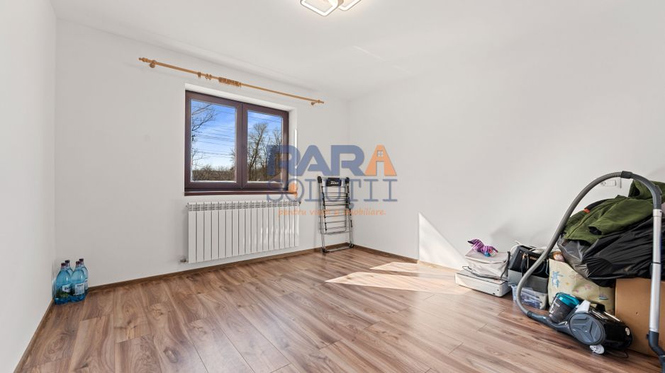 Casă nouă - 2800 mp teren - Poză 8