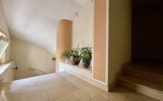 Penthouse pe doua niveluri situat in Piata Unirii - Poză 15
