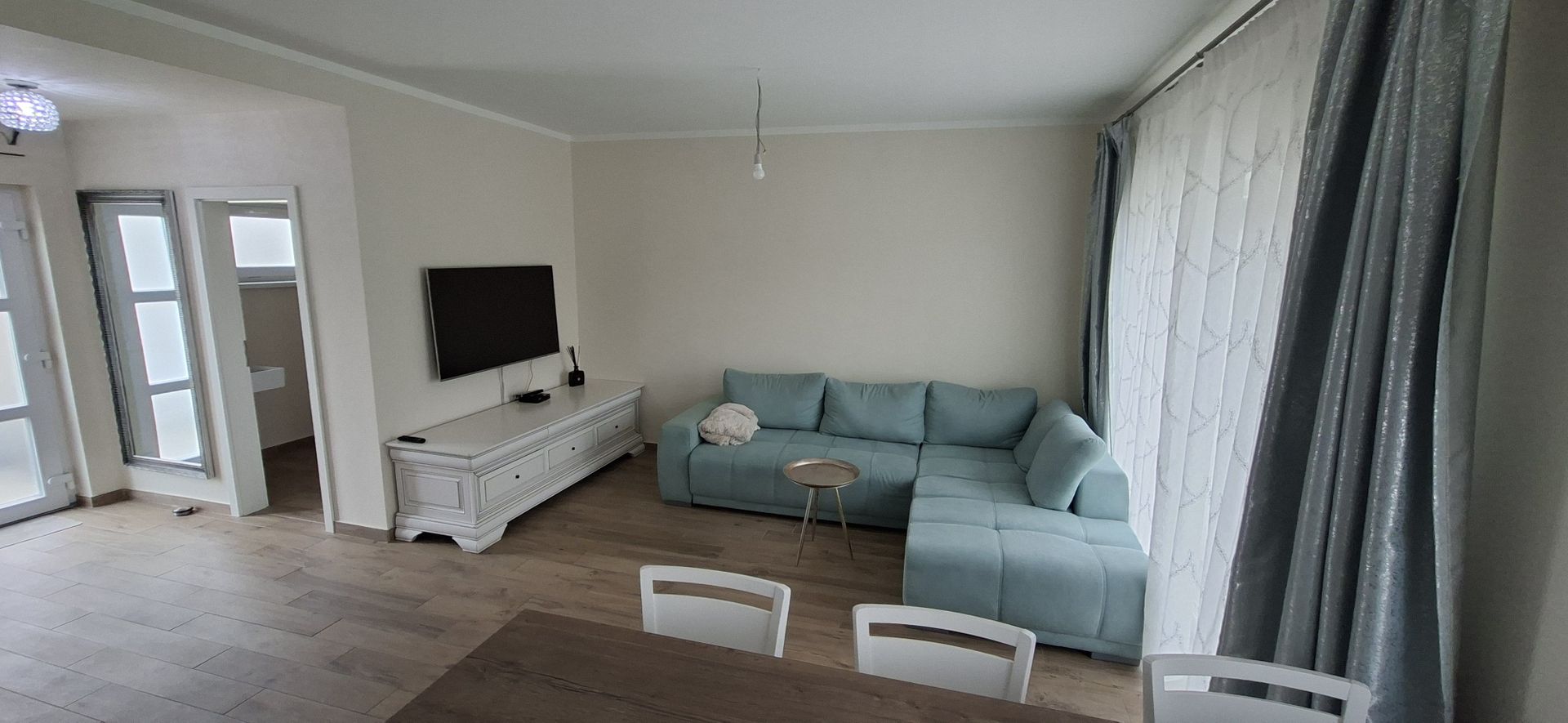 Casa la prima inchiriere cu 3 camere - Poză 22