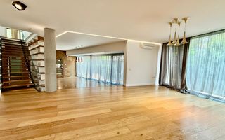 Refined Luxury Residence | Exclusive Villa with Private Spa - Poză 2