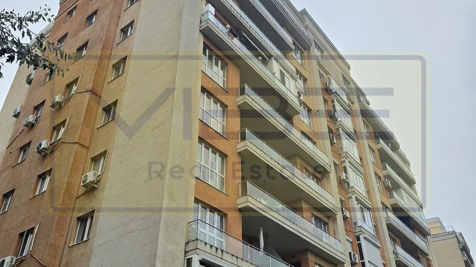 Tatarasi - zona 2 baieti - 2 camere  - bloc nou - 350 euro - Poză 1