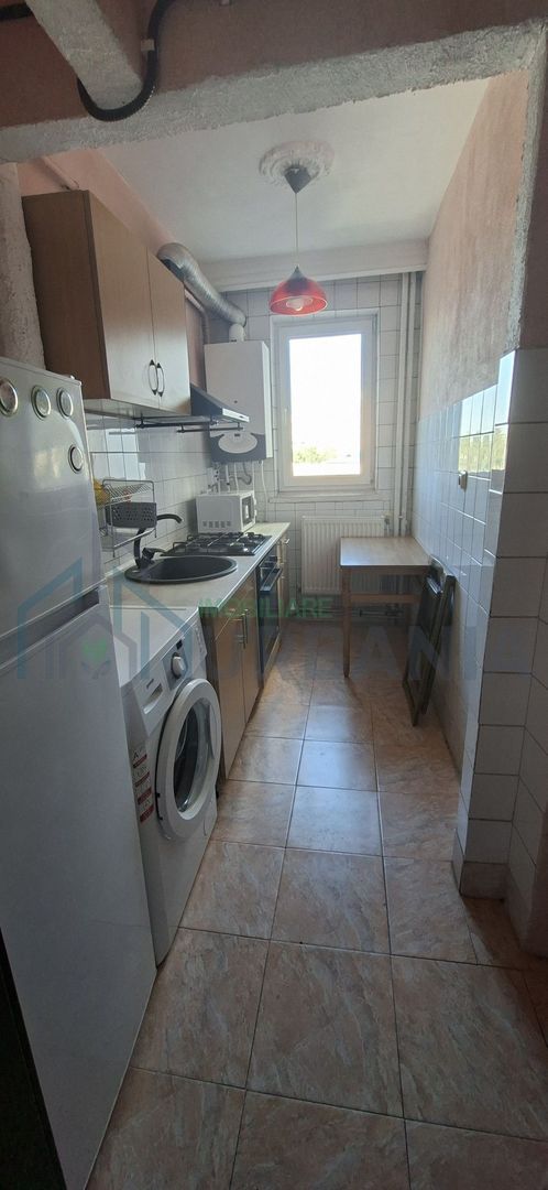 Apartament 3 camere de închiriat în Alexandru cel Bun, lângă Rond 28 - Poză 2
