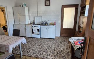Teren Generos 1.580 mp, casă Individuală, oportunitate de Investiție. - Poză 4