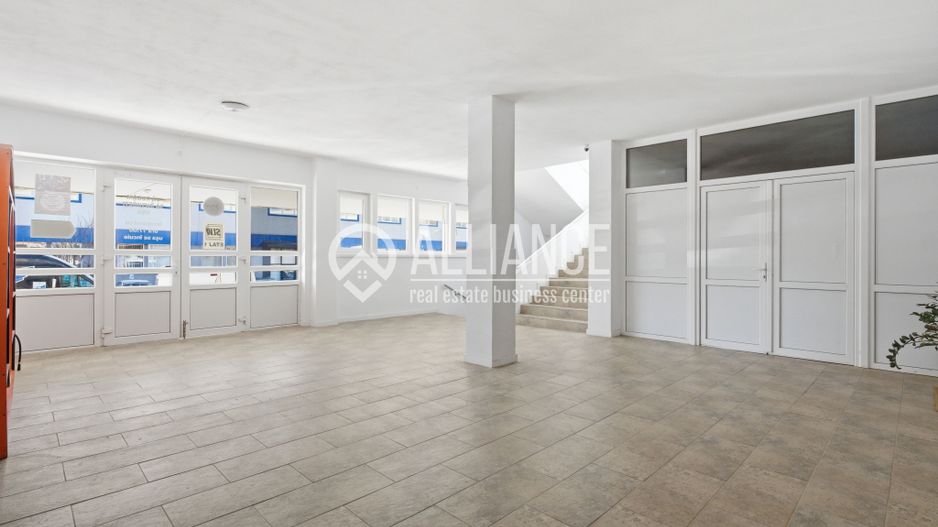 FALEZA NORD cladire multifunctionala 4600 mp cu acces din Bdul Mamaia! - Poză 17