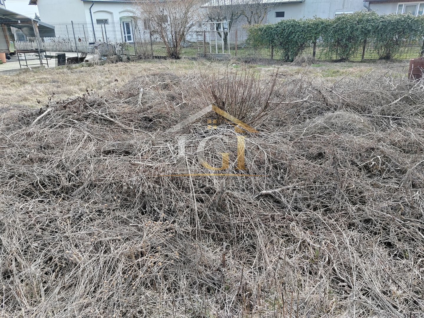 Teren intravilan 672 mp – poziție rară, la poalele Mănăstirii Dealu, - Poză 10