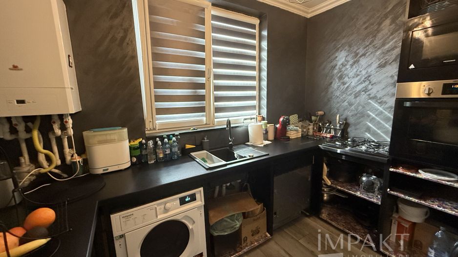 Apartament spatios cu 3 camere in Floresti (Sub Cetate) - Poză 6