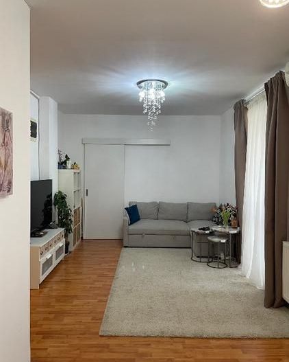 Apartament 2 camere de vânzare – zonă excelentă, aproape de metrou - Poză 5