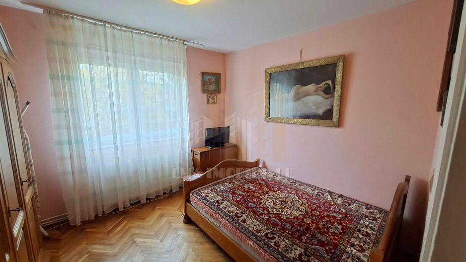Apartament 3 camere semidecomandat Barbu Lautaru Brasov - Poză 9