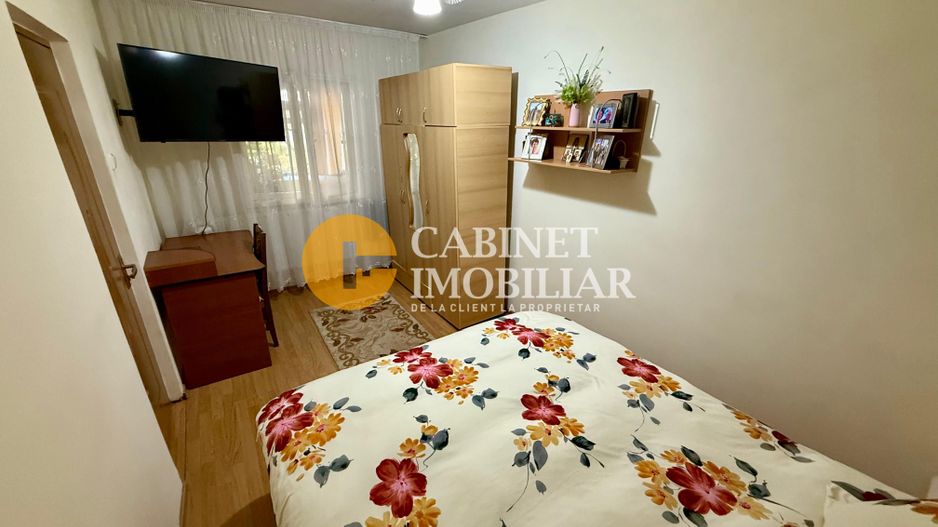 Apartament cu 2 camere -  Zona Alexandru cel Bun - Poză 4