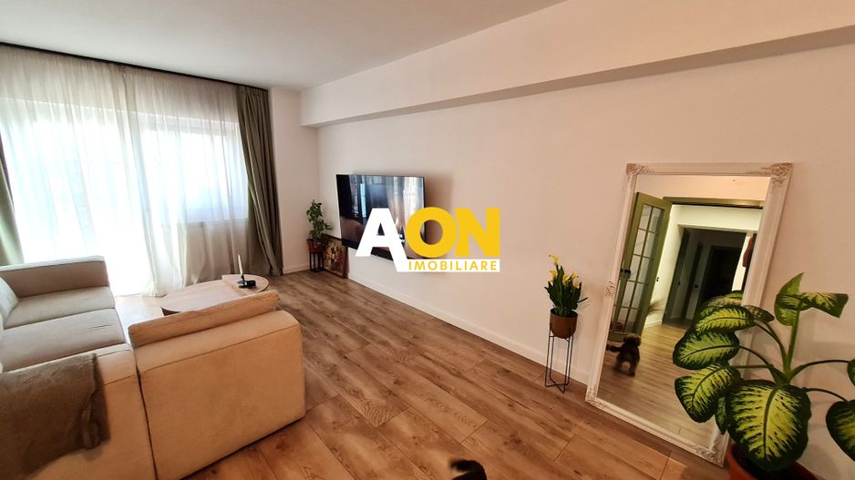 Apartament 3 Camere, Ultracentral, Decomandat, 67,5 mp, Zona Cetate - Poză 3