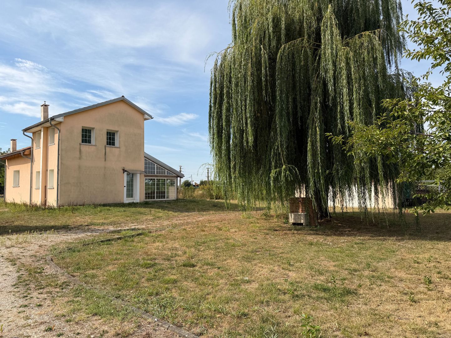 Casa cu teren 10.000mp si foarte multe posibilitati - Poză 3