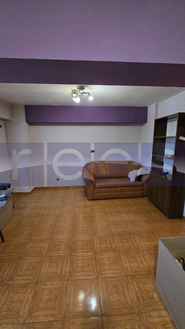 VANZARE 4 CAMERE DECOMANDAT -MALL VITAN - Poză 2