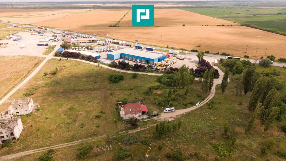 Casă cu mansardă, teren 410 mp - Poză 28