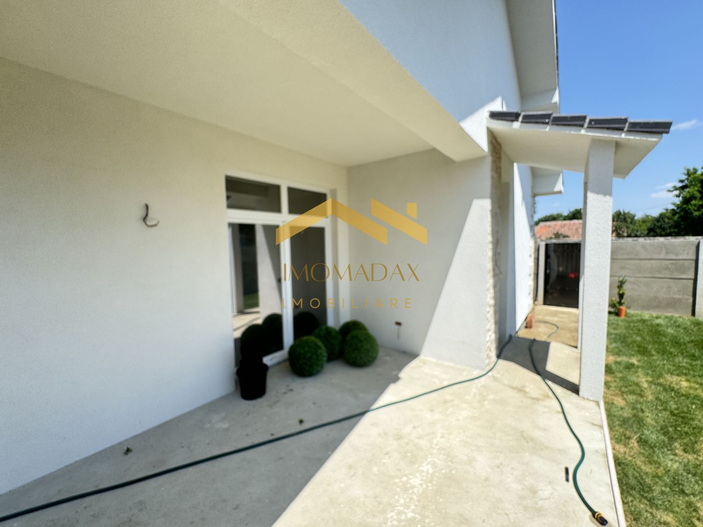 Bucovat-Duplex Parter-Curte Amenajata - Poză 8