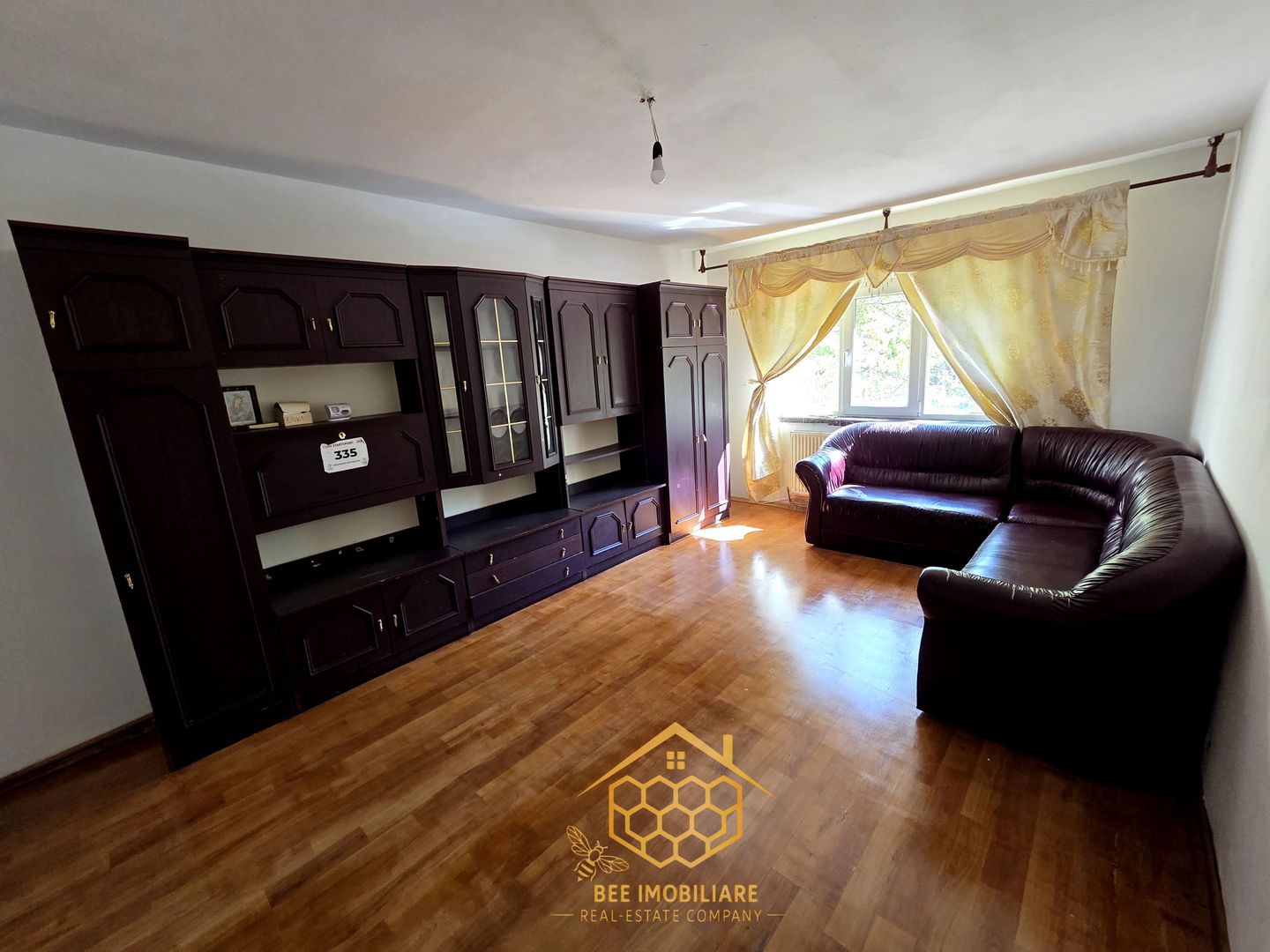 Apartament 3 Camere Decomandat - Spatios - in Zona 1 Mai - Poză 1