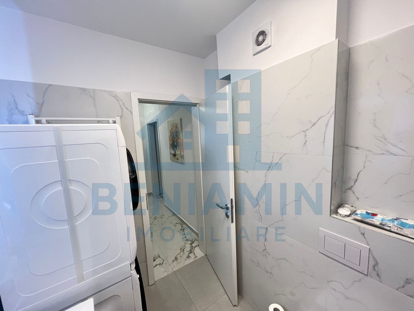 3 camere - decomandate - 83mp totali - boxa - Parcare - Tractorul - Poză 9