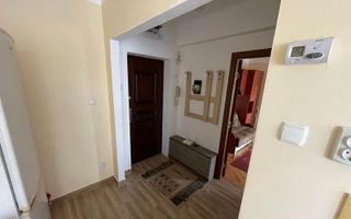 Inchiriez Apartament Centra Satu Mare/Etaj Intermediar/Loc de Parcare - Poză 1