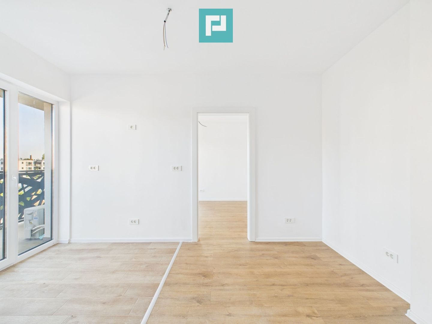 Apartament cu 2 camere | Etaj 2 | Zona Aradului - Poză 3