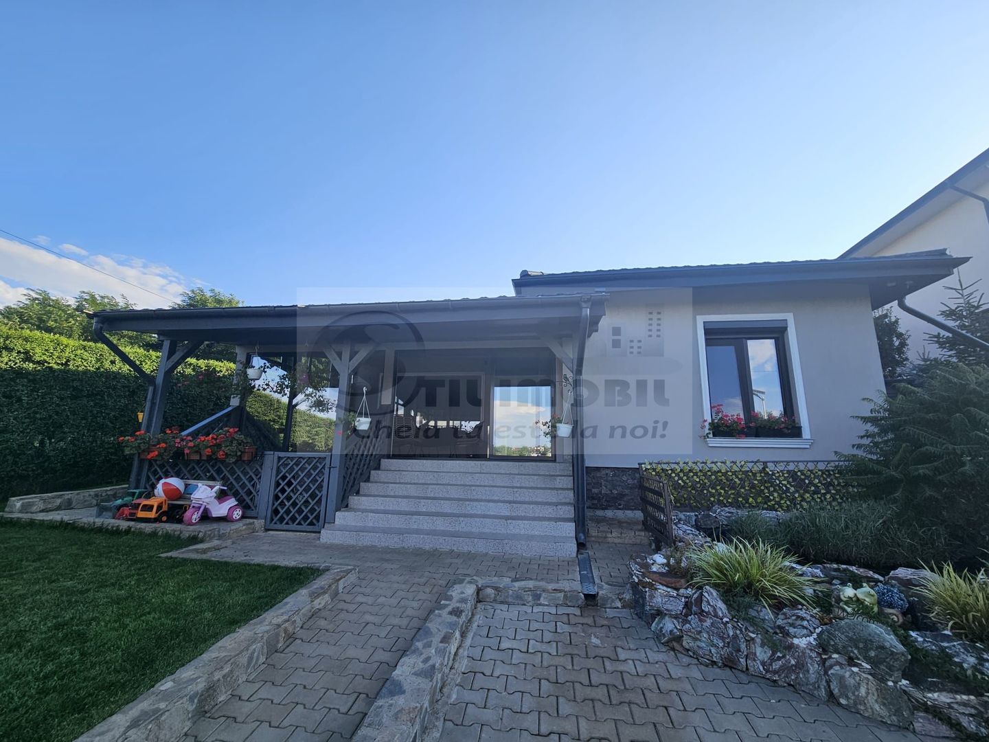 Vila plan parter - mobilata utilata - lux - Valea Adanca - Poză 2