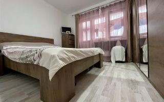 Apartament cu 3 camere decomandat zona Soarelui - Poză 4