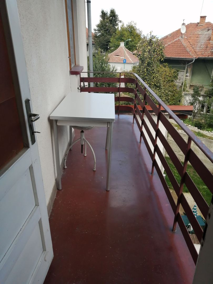 Casa in zona Sirul Livezii - Roata Norocului - Poză 21