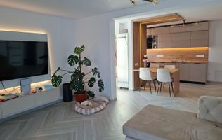 Casa moderna 4 camere 2 bai si curte libera 220 mp pe Calea Cisnadiei