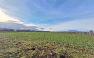 Teren intravilan in Halchiu, cu PUZ, COMISION 0 - Poză 1