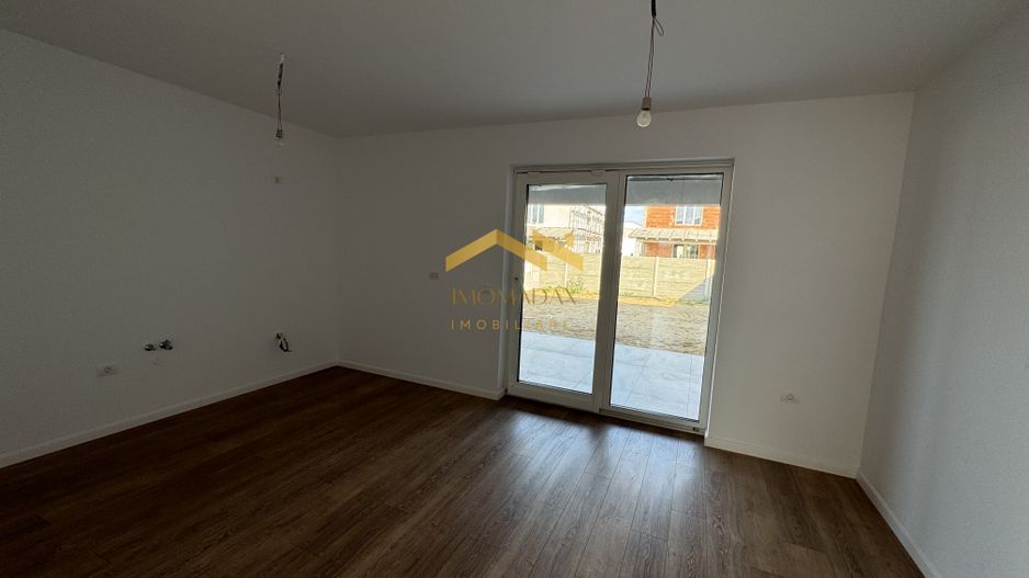 Bucovăț-Duplex P+E-4 Camere - Poză 22