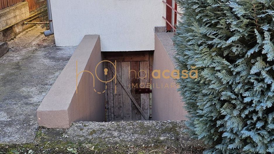 Casă / Vilă cu 8 camere de vânzare în Manastur, Cluj-Napoca - Poză 27