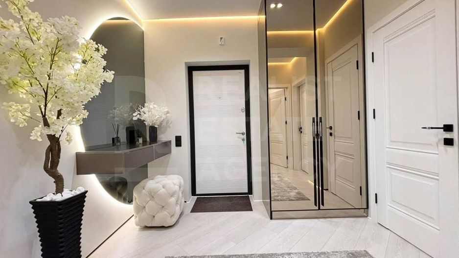 Vânzare, apartament, 2 camere + living, strada Calea Ieşilor, Sculeni - Poză 8