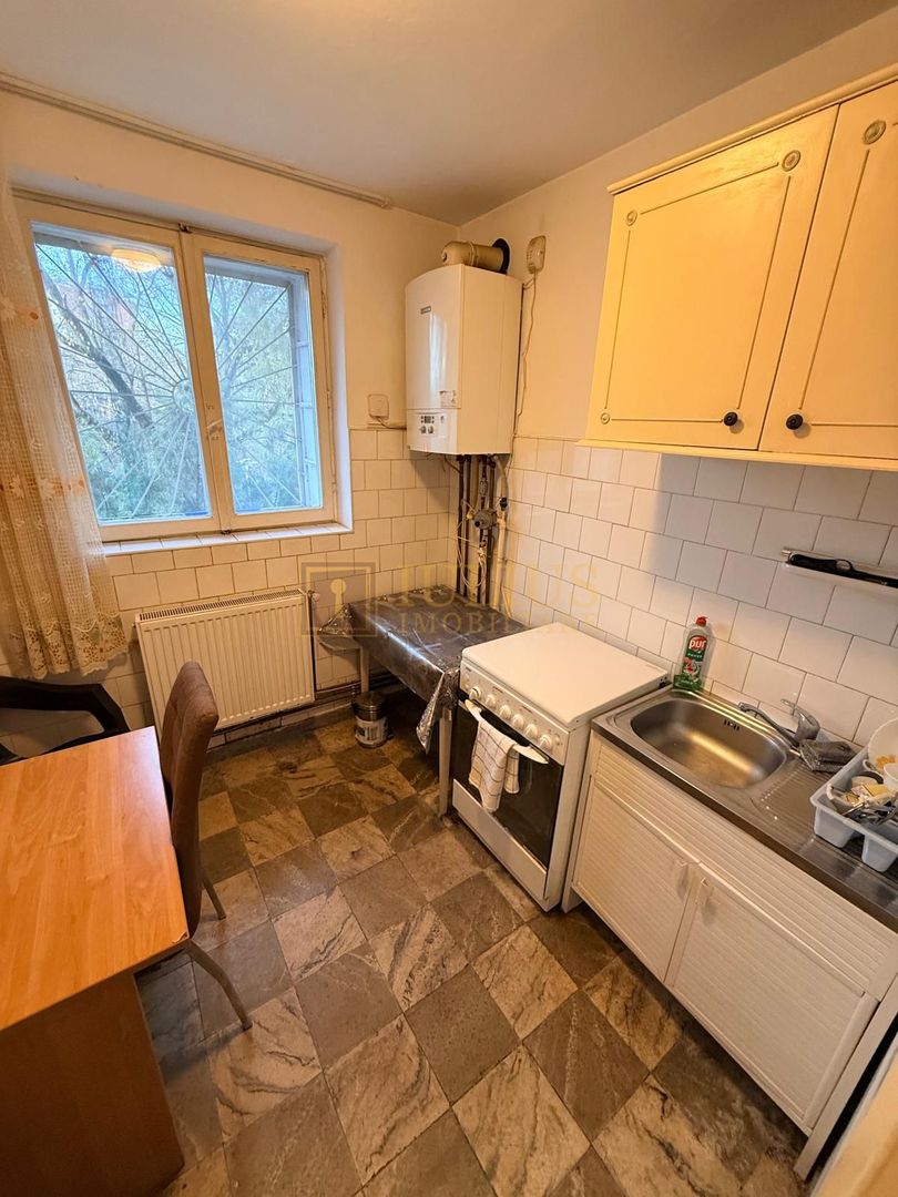 2 camere, 300 m Facultatea de MEDICINA, ideal pentru studenti, centrala proprie - Poză 8