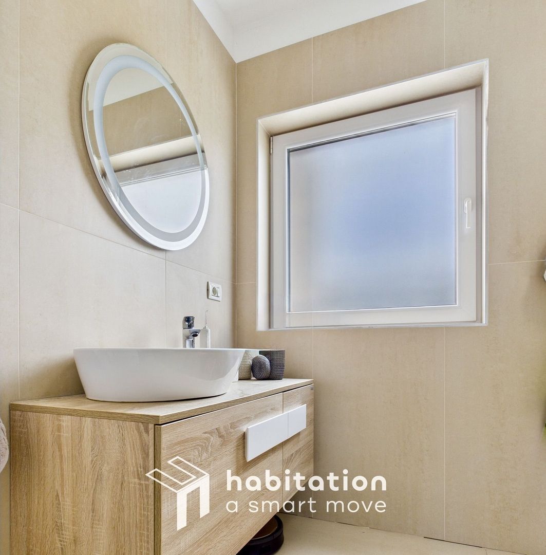 Casă patru camere în locație privilegiatǎ în Dumbrăvița - Poză 21